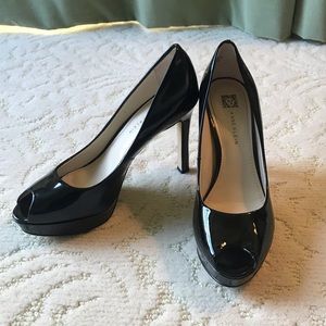 NWOT Anne Klein Patent Leather Platform Pumps